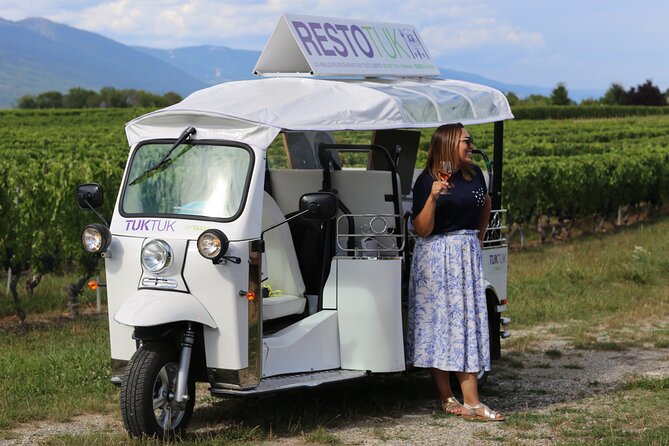 Geneva Panoramic & Tasting Vineyards Tour in an Tuk Tuk - Satigny and its old schoolhouse