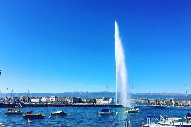 Geneva: Sightseeing of top Places Tour Electric TukTuk 1H15 tour - Why a tuk-tuk works well in Geneva