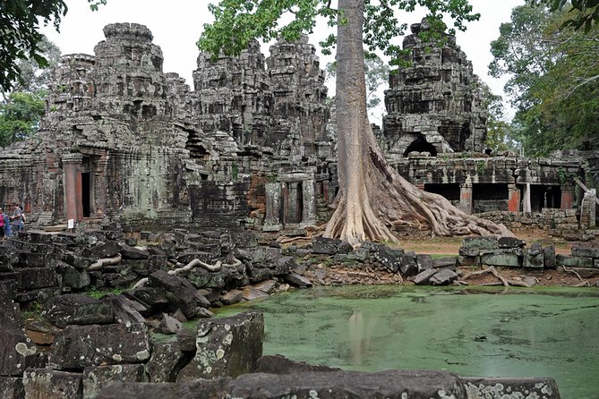 Guided Private Tuk Tuk Tour Angkor Wat and Small Circle and Five Extras - 6:30am at Angkor Wat, starting from the East Gate