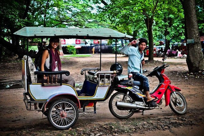 Half-Day Angkor Tuk-Tuk Explorer Tour from Siem Reap - What the guide adds to the temples
