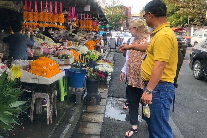 Half Day Chiang Mai City and Culture tour by Electric Tuk Tuk (Private Tour) - Why an electric tuk tuk works well in Chiang Mai