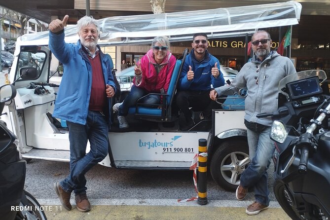Halfday Tuk Tuk Tour Lisbon Highlights-Viewpoints-Local Stories - Príncipe Real, Eduardo VII Park, and the grand central avenue