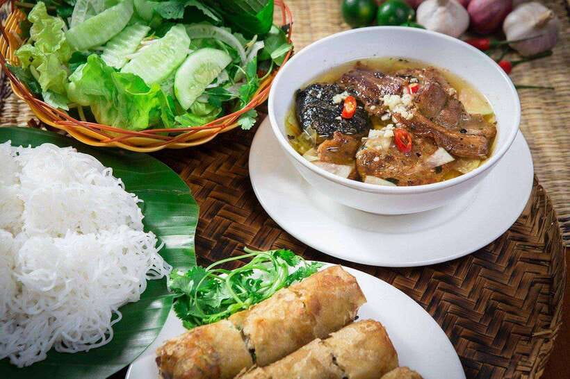 Hanoi Authentic Cyclo Ride and Street Food Experience - Starting at 47 Hang Bong Street