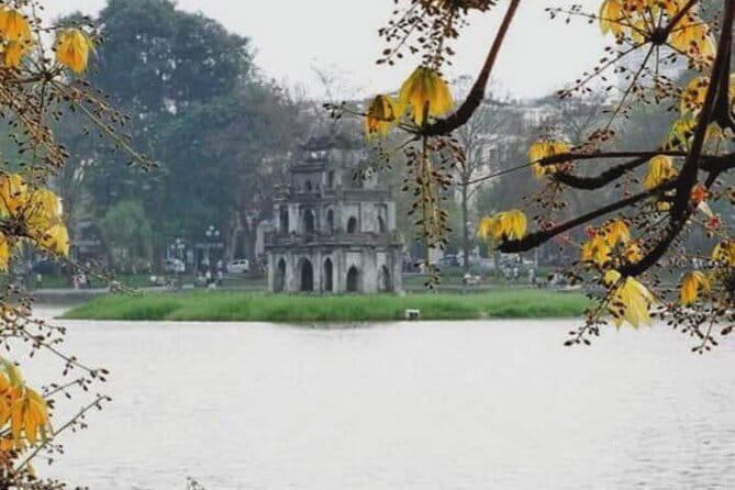 Hanoi Cyclo and Street Food Tour - From landmarks to pho, banh mi, and bun cha