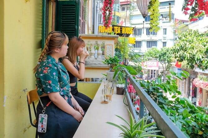 Hanoi Cyclo and Street Food Tour - Trang Tien ice cream, a Hanoi classic