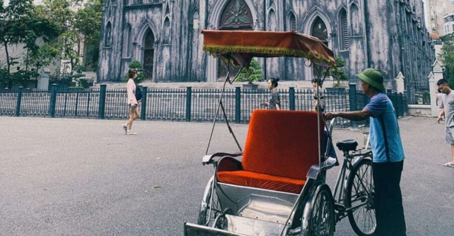 Hanoi: Embark On A Cyclo City View Tour - Why a cyclo is a smart way to see Hanoi