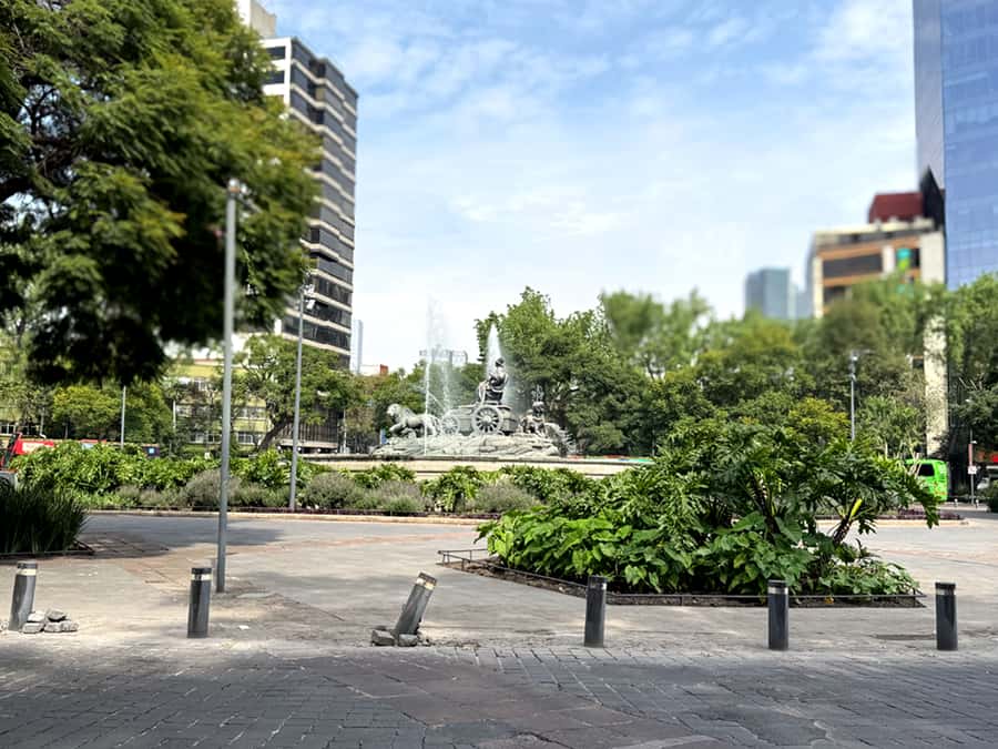 Historical Tour in Tuktuk – Roma Condesa - Starting at Marea Restaurante de Mar