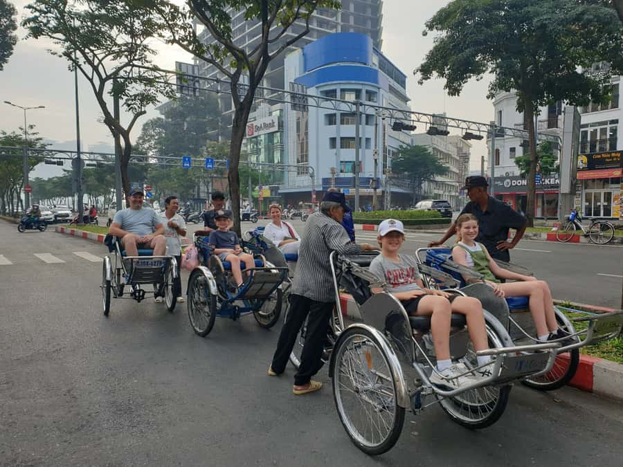 Ho Chi Minh: Authentic Market Cyclo Tour without Tour guide - Pickup, Meeting Point, and the District Rules