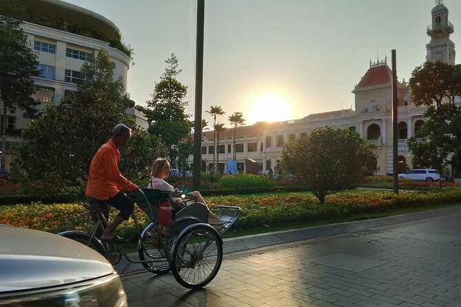 Ho Chi Minh City with Street Food Tour by Cyclo - Nguyen Hue Street and the colonial center