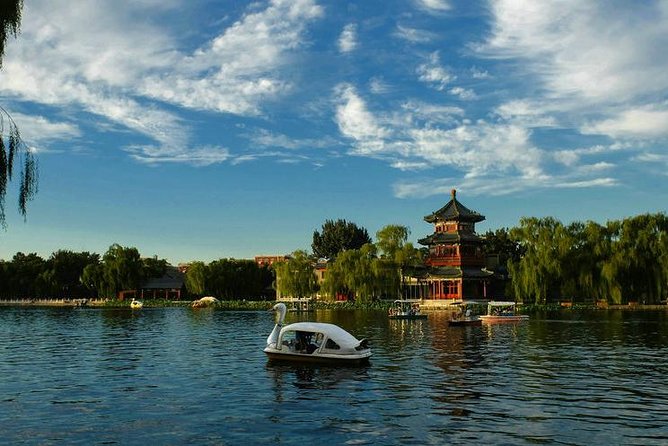 Houhai Hutong Tour: Rickshaw + Prince Gong & Soong Residences - What the $129 price includes