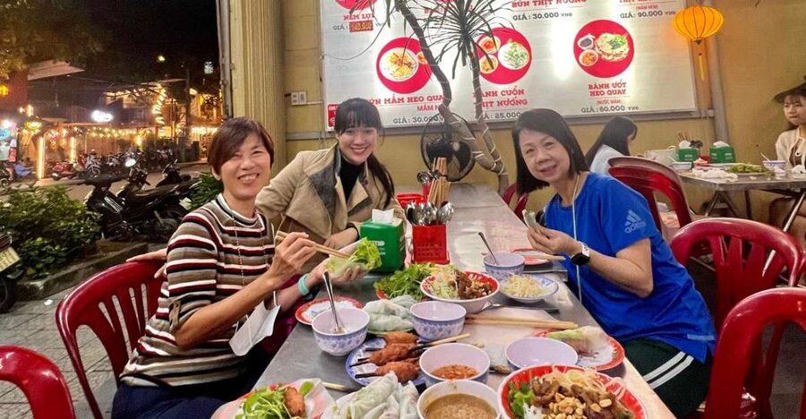 Hue: Night Street Food Tour by Cyclo with a Local Guide - Banh beo, banh nam, and banh loc: Hue’s small steamed cakes