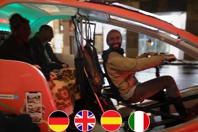 Individual City Tour - Rickshaw Sightseeing in Berlin - Museum Island and the courtyards of Hackesche Höfe