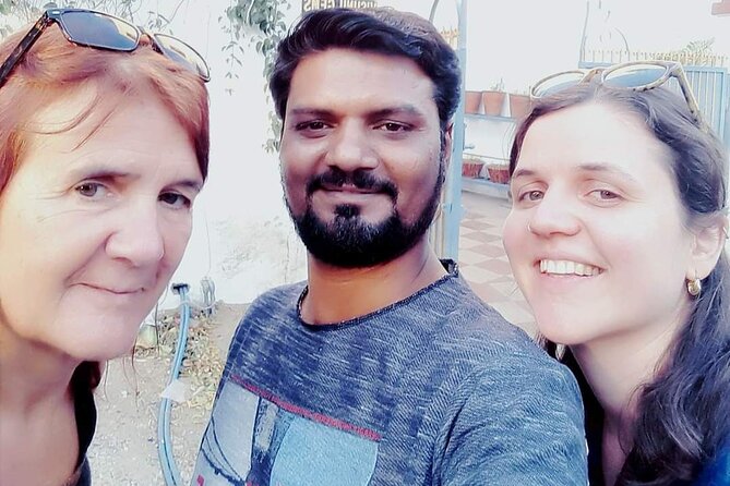 Jaipur City Tour by Tuk-Tuk - Royal Gaitor adds a more personal royal setting
