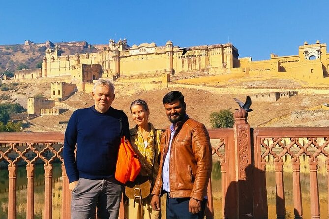 Jaipur City Tour by Tuk-Tuk - Hawa Mahal rewards an outside look