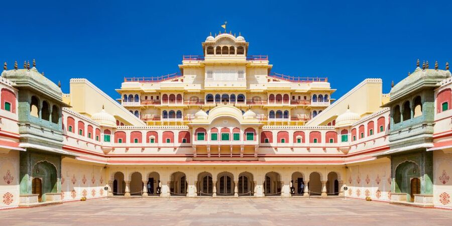 Jaipur: Full-Day Private Sightseeing Tour by Tuk Tuk - Hawa Mahal gives you Jaipur’s quickest introduction