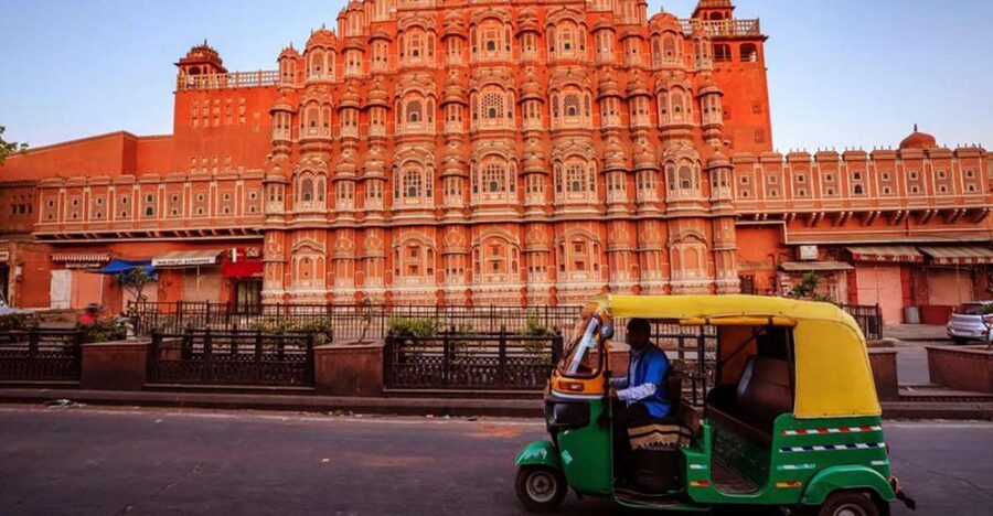 Jaipur: Full-Day Private Sightseeing Tour by Tuk Tuk - City Palace shows Jaipur’s royal working center