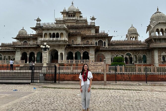 Jaipur Half-Day Heritage Tour by Women-Driven E-Rickshaw - One hour inside the City Palace