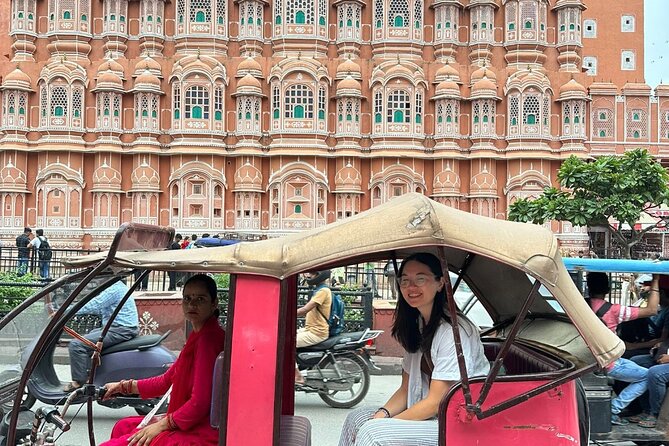 Jaipur Half-Day Heritage Tour by Women-Driven E-Rickshaw - Starting at Jaipur’s flower market