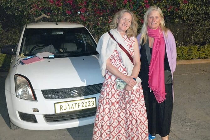 Jaipur Pink City Tour by Car or Tuk-Tuk - Meera Bai Temple adds a religious note
