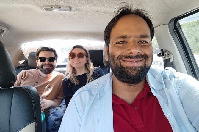 Jaipur Pink City Tour by Car or Tuk-Tuk - Amer brings forts, temples, and old-town character