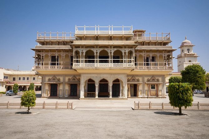Jaipur: Private Day Trip by Tuk-Tuk & Guide with Pick-Up & Drop - Key points at a glance