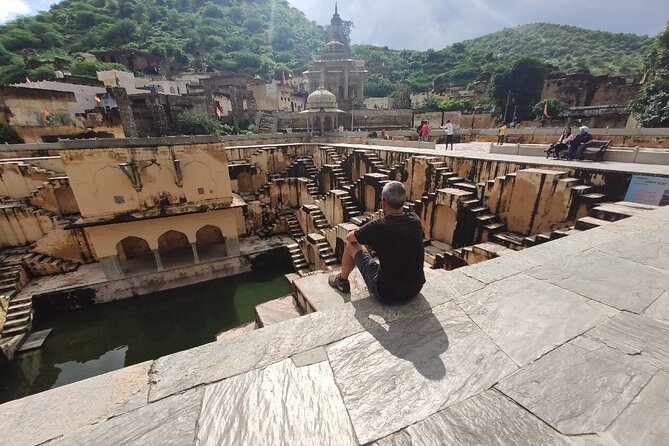 Jaipur Private Full-Day Sightseeing Tour by Tuk-Tuk with Pickup - Why a private tuk-tuk works well in Jaipur