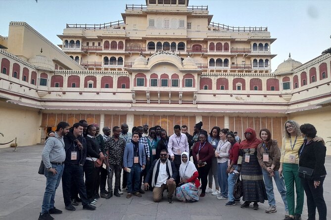 Jaipur Rickshaw Tour Jantar Mantar City Palace - City Palace: royal courtyards and museum rooms