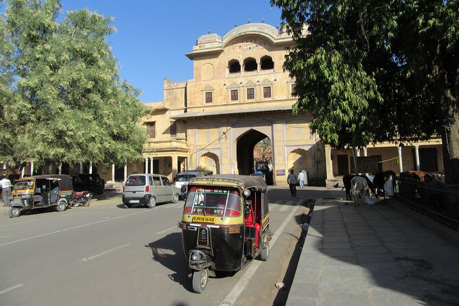 Jaipur Tuk-Tuk Tour with Flower Market Visit - Why the flower market is the right place to begin