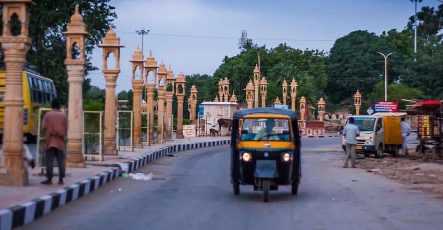 Jaisalmer: City Full-Day Trip by Tuk-Tuk - Patwon ki Haveli: the longest haveli visit
