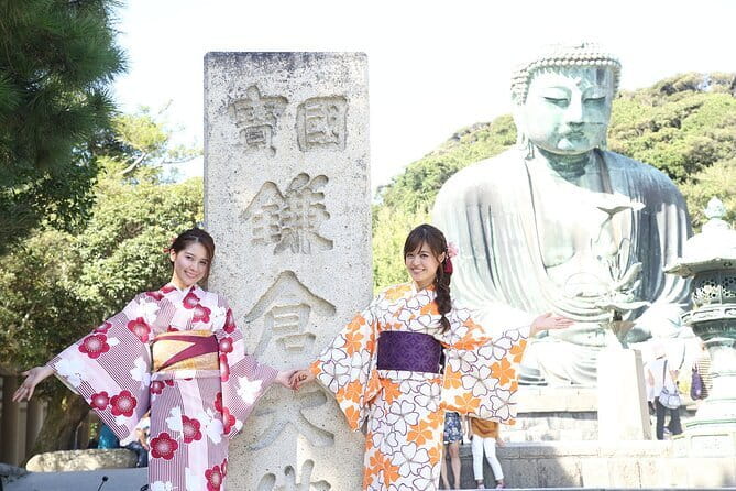 Kamakura Heritage Bike or Walk Tour with ex-Rickshaw guide - Yuigahama Beach and the coastal road