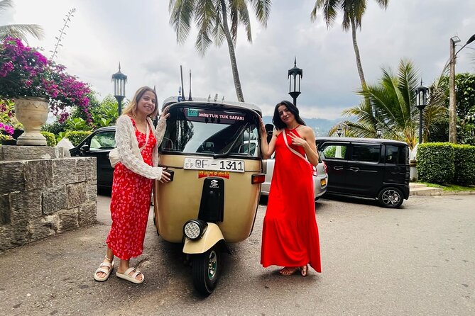 Kandy City Guided Tuk Tuk Tour with Lesley - The less expected final stops
