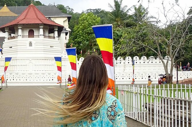 Kandy City Sightseeing Tour by Tuk Tuk - Peradeniya’s gardens in one hour