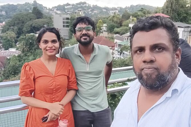 Kandy City Tour with Tuk-Tuk Private Experience - Woodcraft and Sri Lankan design