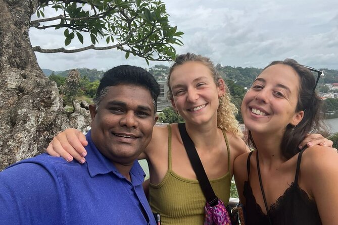 Kandy Heritage City Tour by tuktuk - Make time for Ranawana Purana Rajamaha Viharaya
