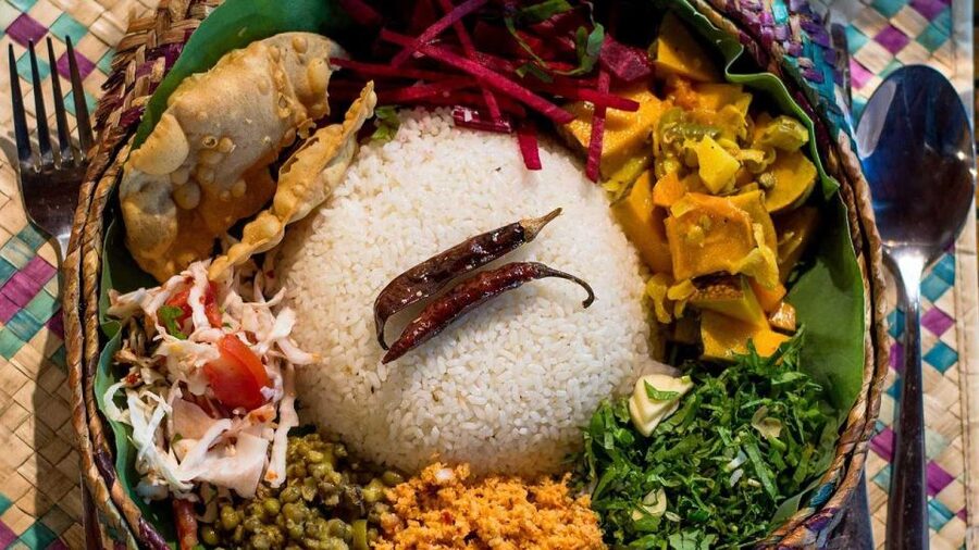 Kandy: Local Guided City Explore by Tuk Tuk - The Kandyan dance show belongs in an evening plan