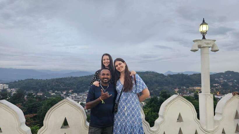 Kandy Private Guided City Tour by Tuk Tuk - Workshops, herbal remedies, and the commercial side of the tour
