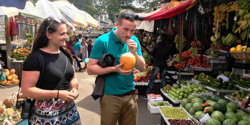 Kandy: Private Guided City Tours by Tuk Tuk Sightseeing Tour - Starting at the Temple of the Tooth