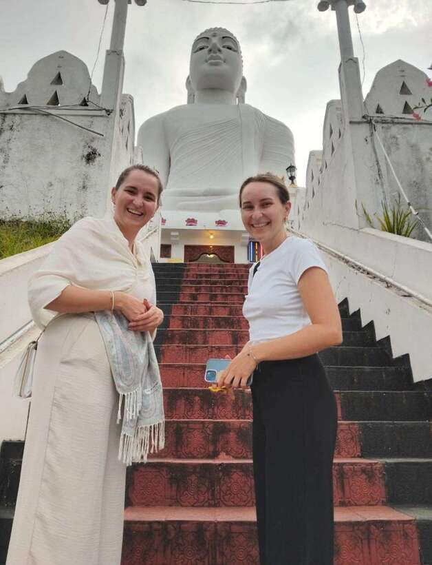 Kandy: Private Tuk Tuk Tour with Temple of the Tooth - Walking the Royal Botanic Garden