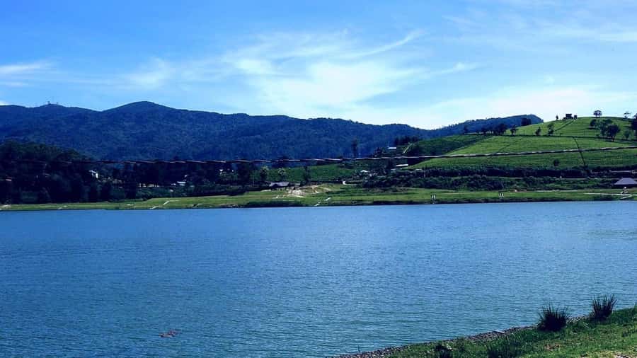 Kandy to Nuwaraeliya Day Or Drop Tour By Local Tuk Tuk - Ramboda View Point and the first waterfall stop