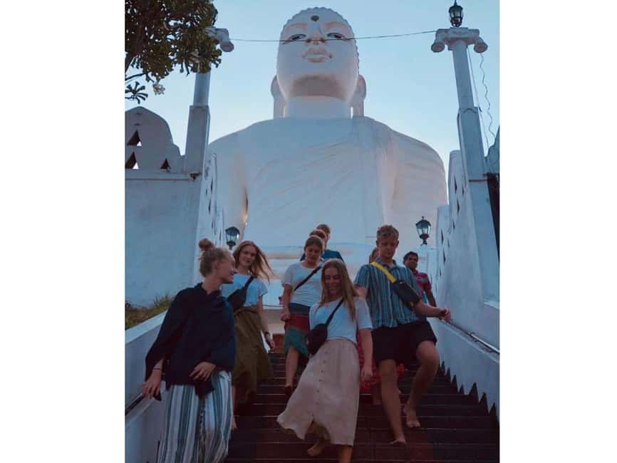 Kandy to Pinnawala Orphanage and Ambuluwawa TukTuk Day Tour - Peradeniya Botanical Garden and the Mahaweli River