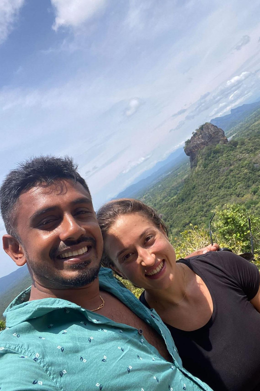 Kandy to Sigiriya by tuk tuk - Who will enjoy this day most?