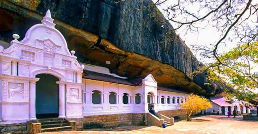 Kandy to Sigiriya Private Tour by Tuk Tuk with All Fees - The spice garden adds smell and flavor