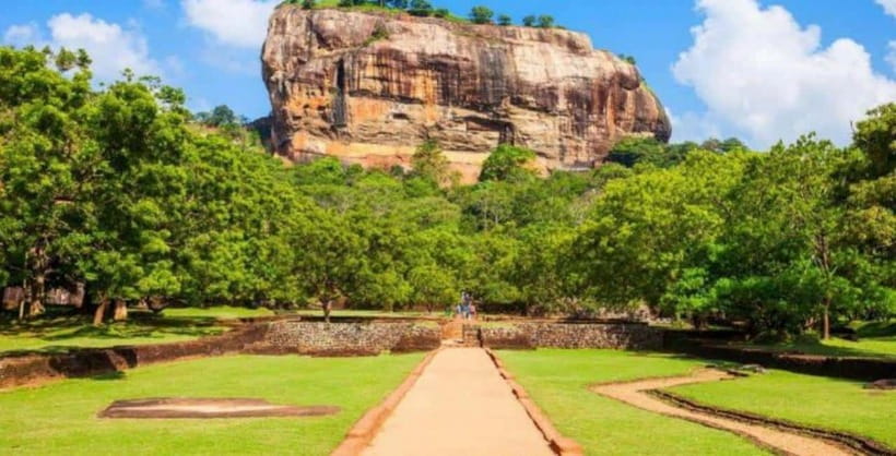 Kandy to Sigiriya Private Tour by Tuk Tuk with All Fees - Sigiriya Rock is the day’s main prize