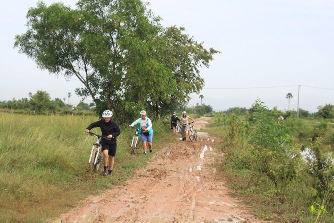 Killing Field & Paddy Rice Fields Tuk Tuk Adventure - Choeung Ek after lunch