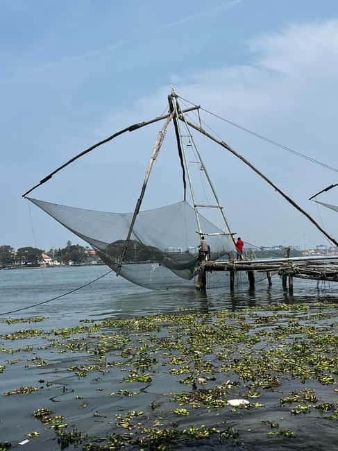 Kochi: Guided Tuk Tuk Tour with Pickup - Chinese fishing nets and Fort Kochi’s waterfront
