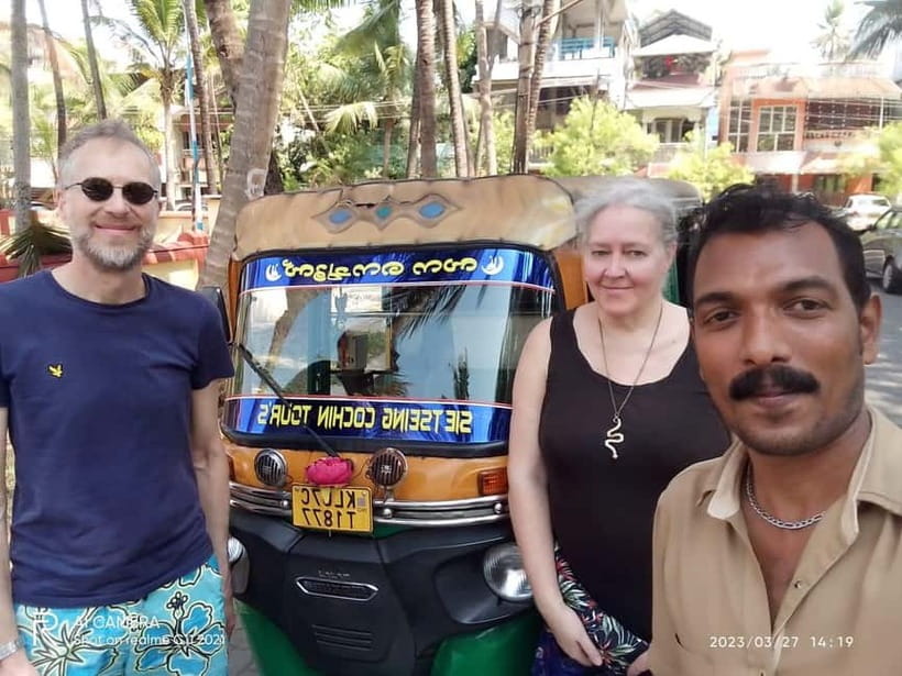 Kochi: Local Sightseeing Tuk-Tuk Tour - Dhobi Khana and everyday Kochi