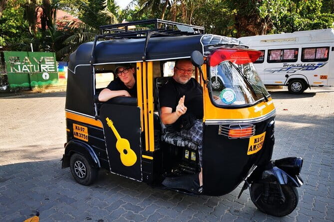 Kochi Sightseeing Tuk-Tuk Tour - Mattancherry Palace and the old Jewish quarter