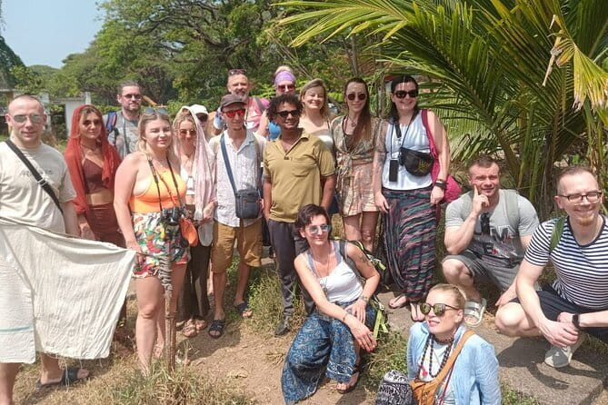 Kochi Tuk-Tuk Sightseeing Tour with Cruise Ship Pickup - Jain Temple and Mattancherry Palace
