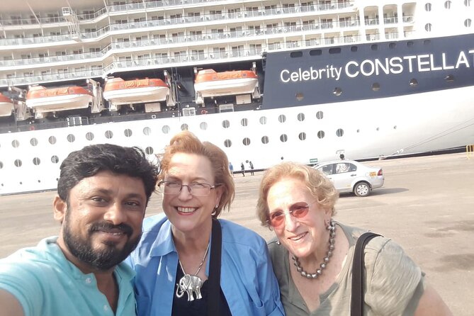 KOCHI Tuk-tuk tours with Pickup from Cruise Ships - Dutch Cemetery and the oldest European church