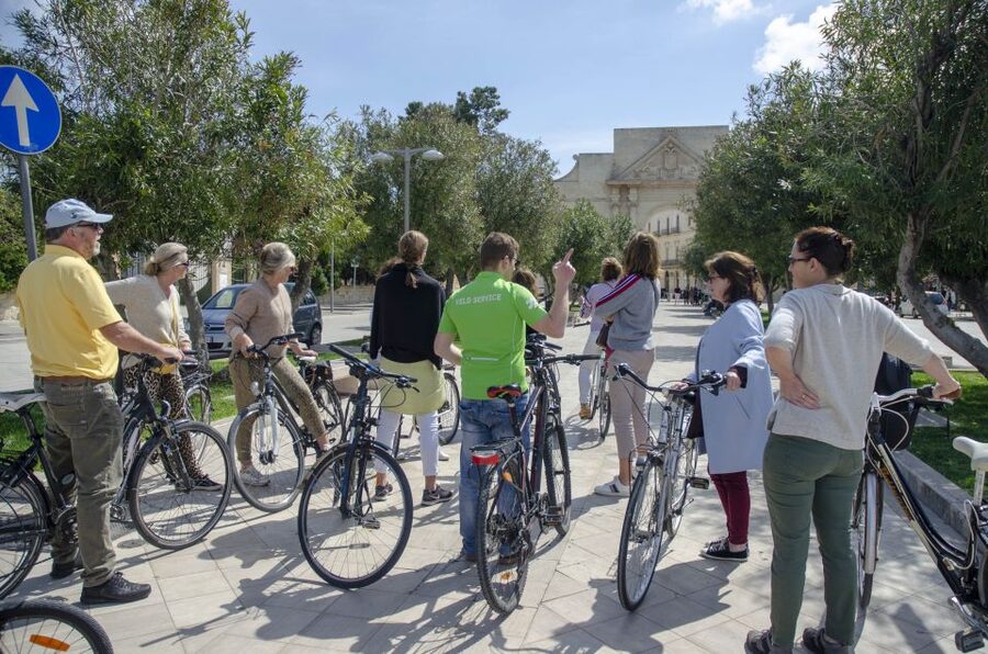 Lecce: City Highlights Guided Tour by Rickshaw - How much value do you get for $77?